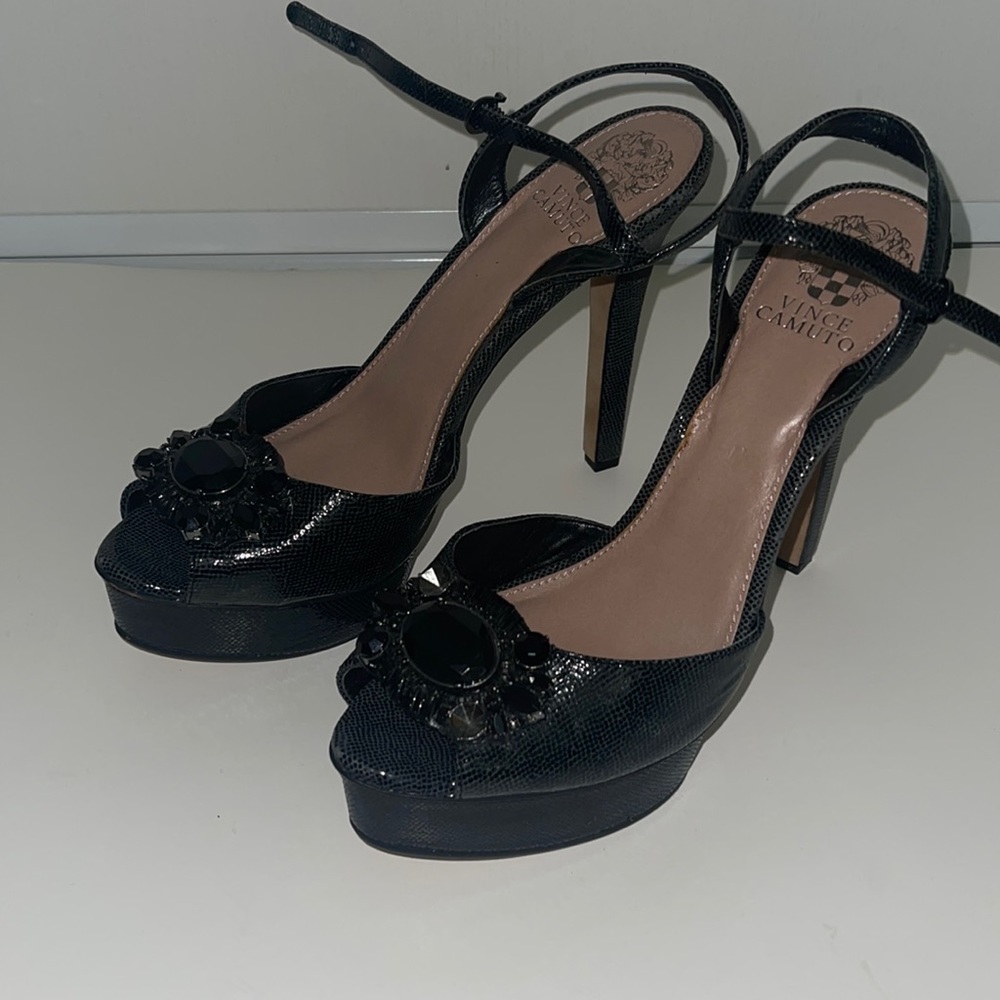 Vince Camuto platform peep toe high heels